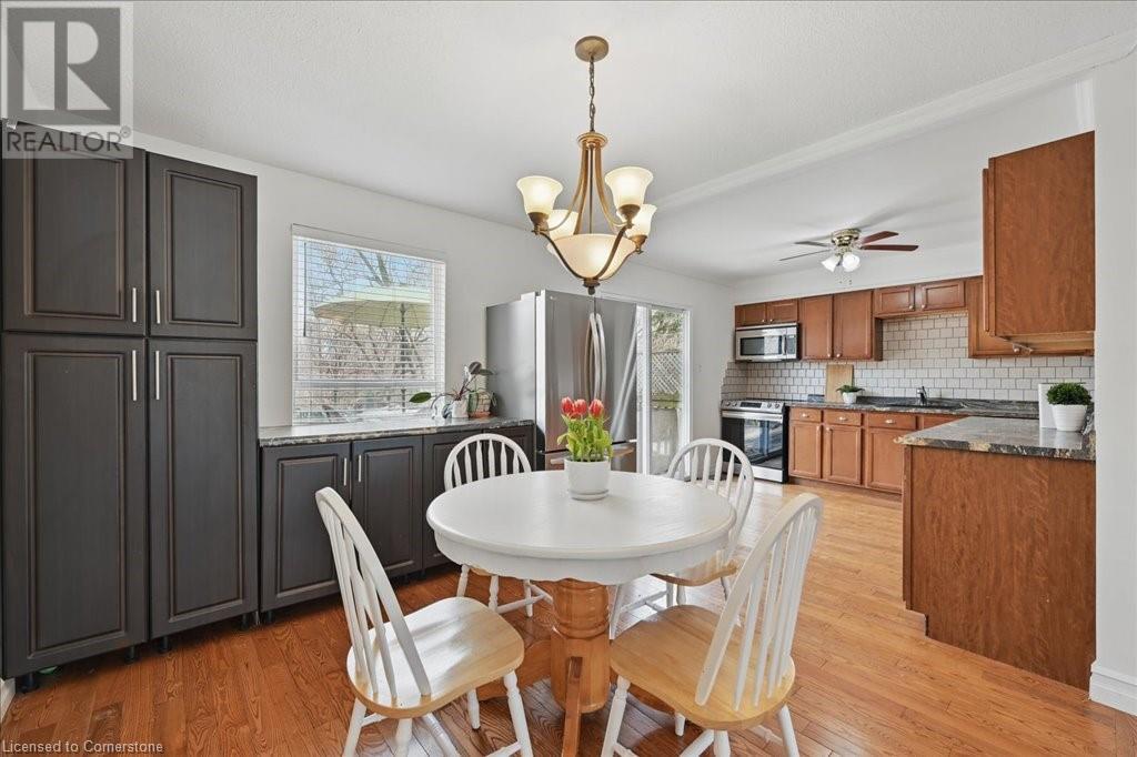 2251 Ingersoll Drive, Burlington, Ontario  L7P 3L1 - Photo 14 - 40737230