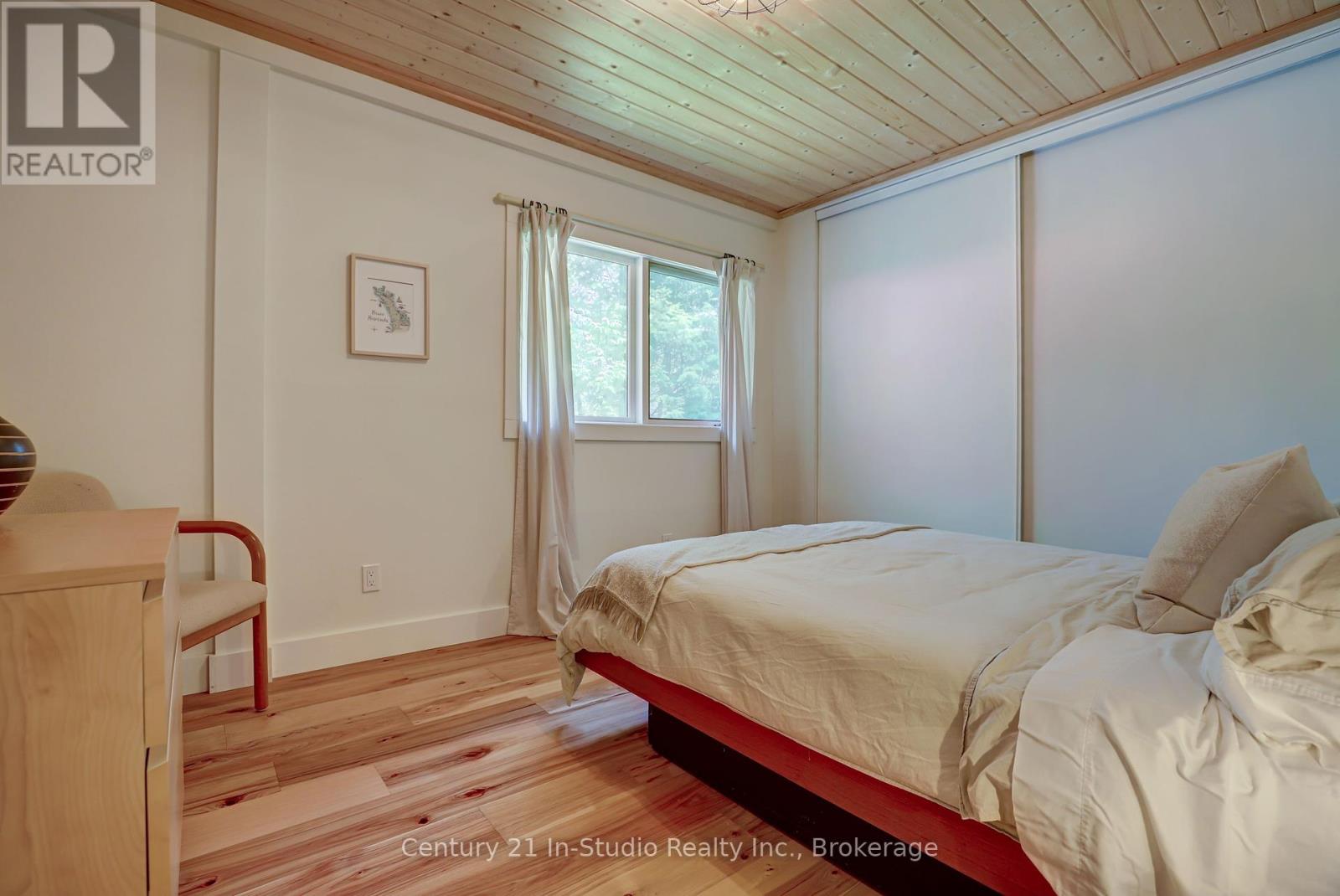 9 13th Avenue, South Bruce Peninsula, Ontario  N0H 2T0 - Photo 21 - X12207867