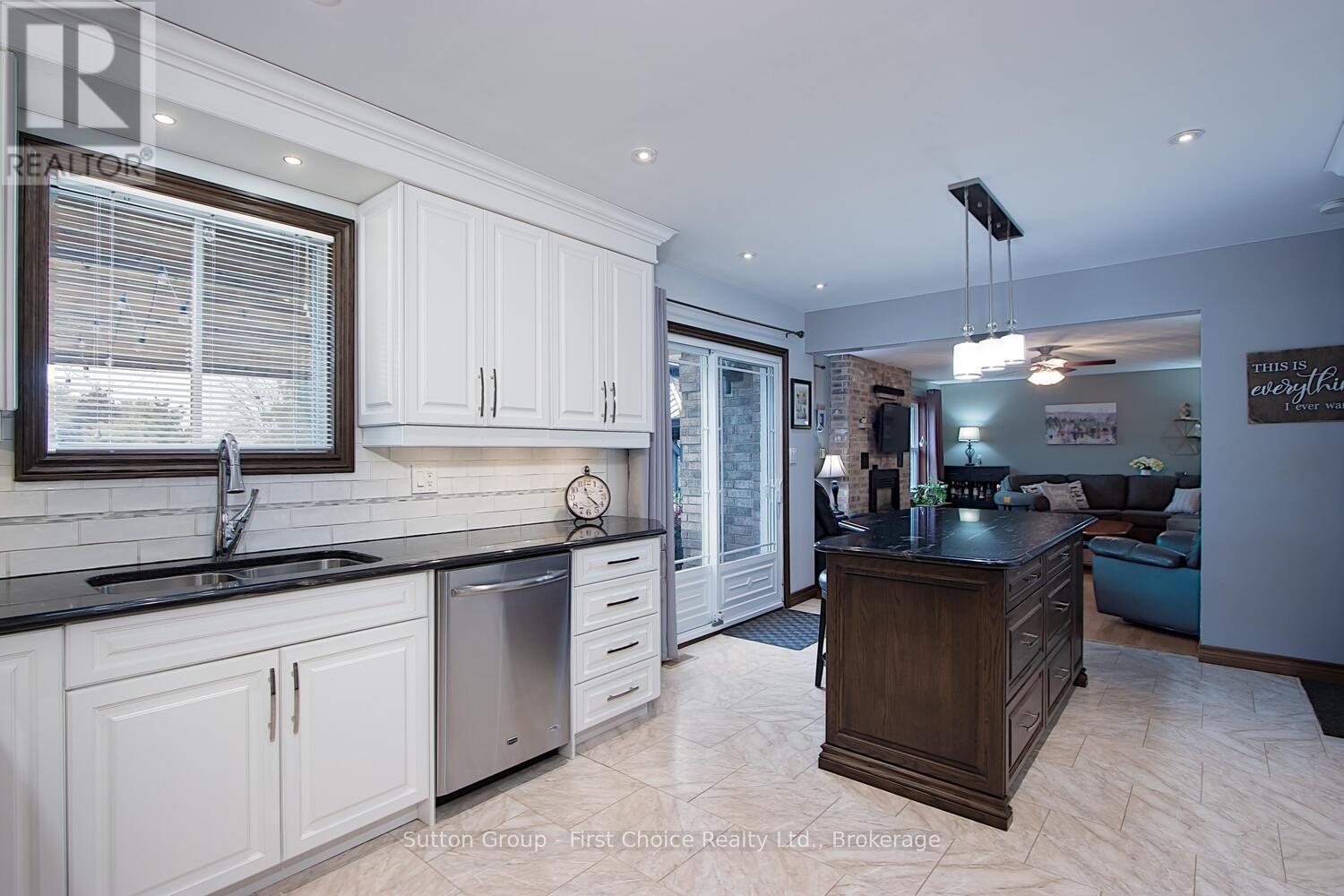 4005 Frederick Street, Perth East, Ontario  N0K 1J0 - Photo 10 - X12207871