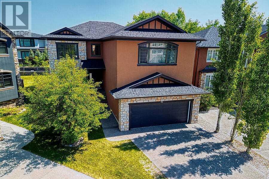 Property at 16 Rockcliff Point NW image 4