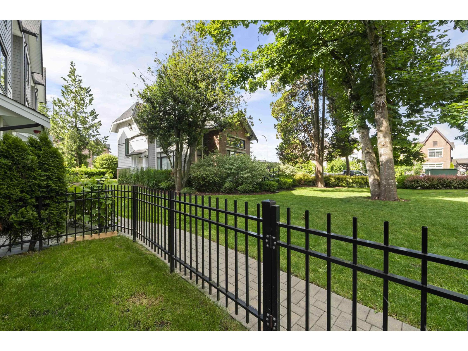 101 16528 24a Avenue, Surrey, British Columbia  V3Z 0P4 - Photo 18 - R3012725