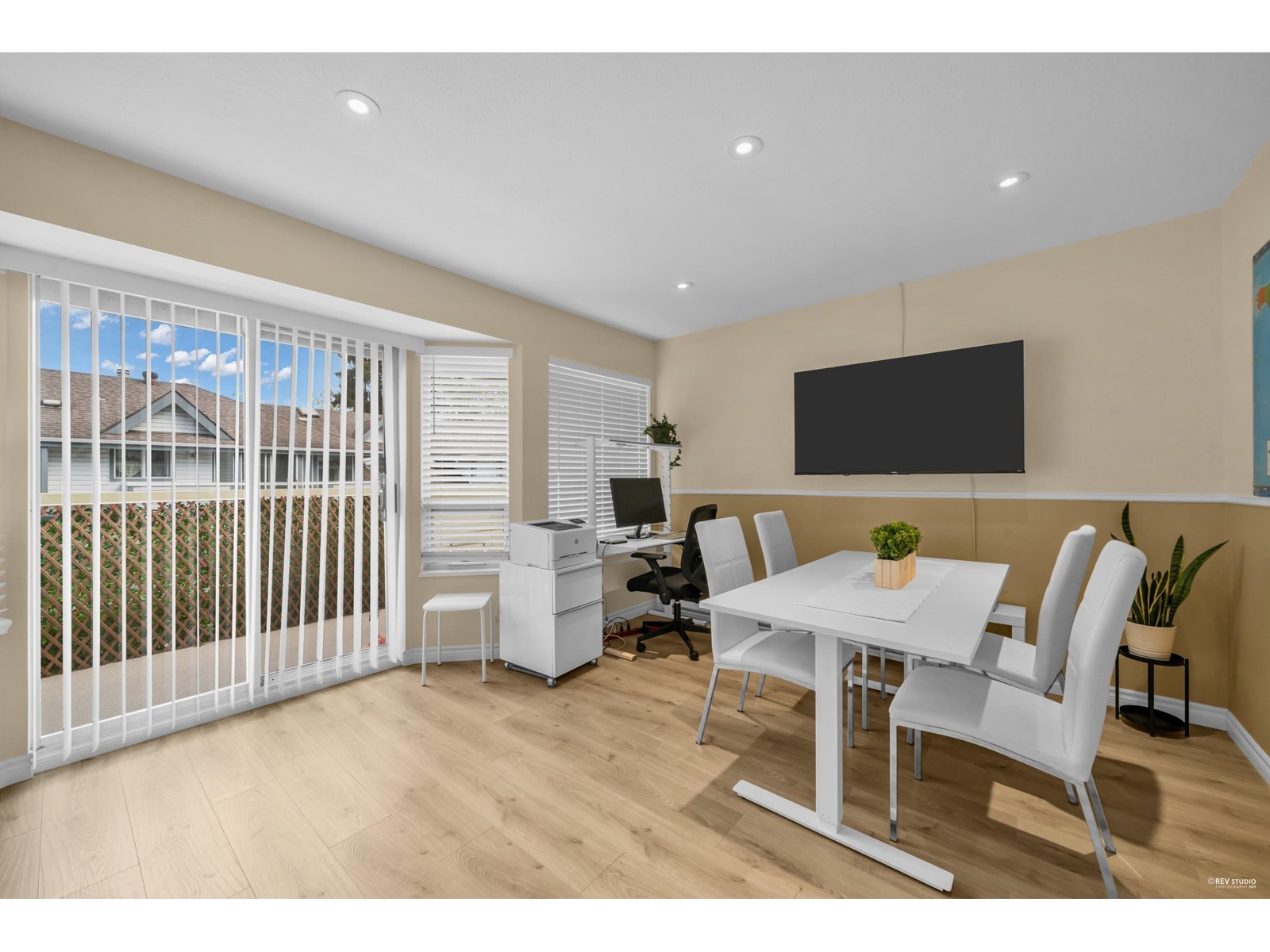 12 9965 151 Street, Surrey, British Columbia  V3R 9N6 - Photo 3 - R3013136