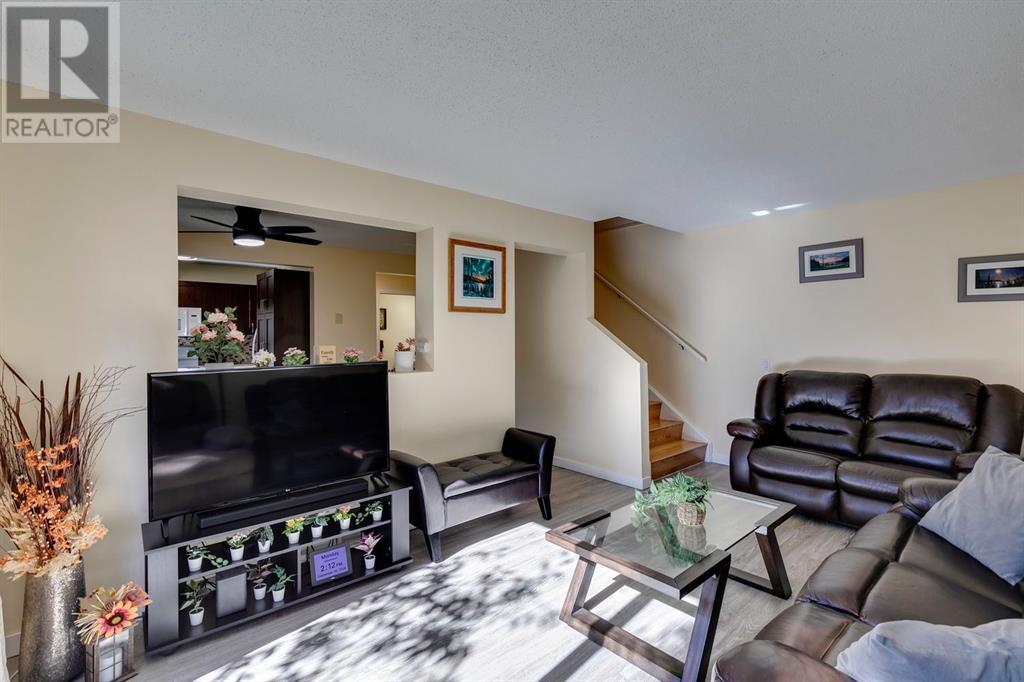 61, 6915 Ranchview Drive Nw, Calgary, Alberta  T3G 1R8 - Photo 5 - A2225208