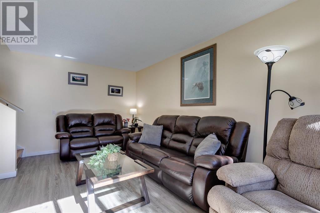 61, 6915 Ranchview Drive Nw, Calgary, Alberta  T3G 1R8 - Photo 4 - A2225208