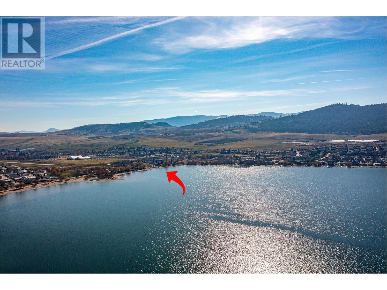 2612 Lakeshore Road, Vernon, British Columbia  V1H 1N1 - Photo 1 - 10350274