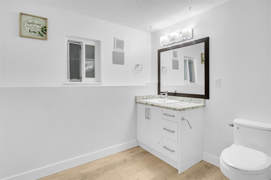 2042 Bowler Drive, Surrey, British Columbia  V4A 6S6 - Photo 26 - R3012451
