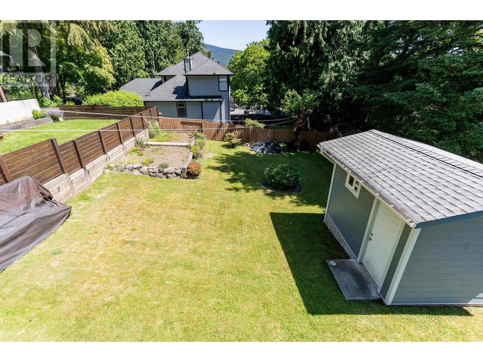 4370 Mountain Highway, North Vancouver, British Columbia  V7K 2K2 - Photo 12 - R3010889