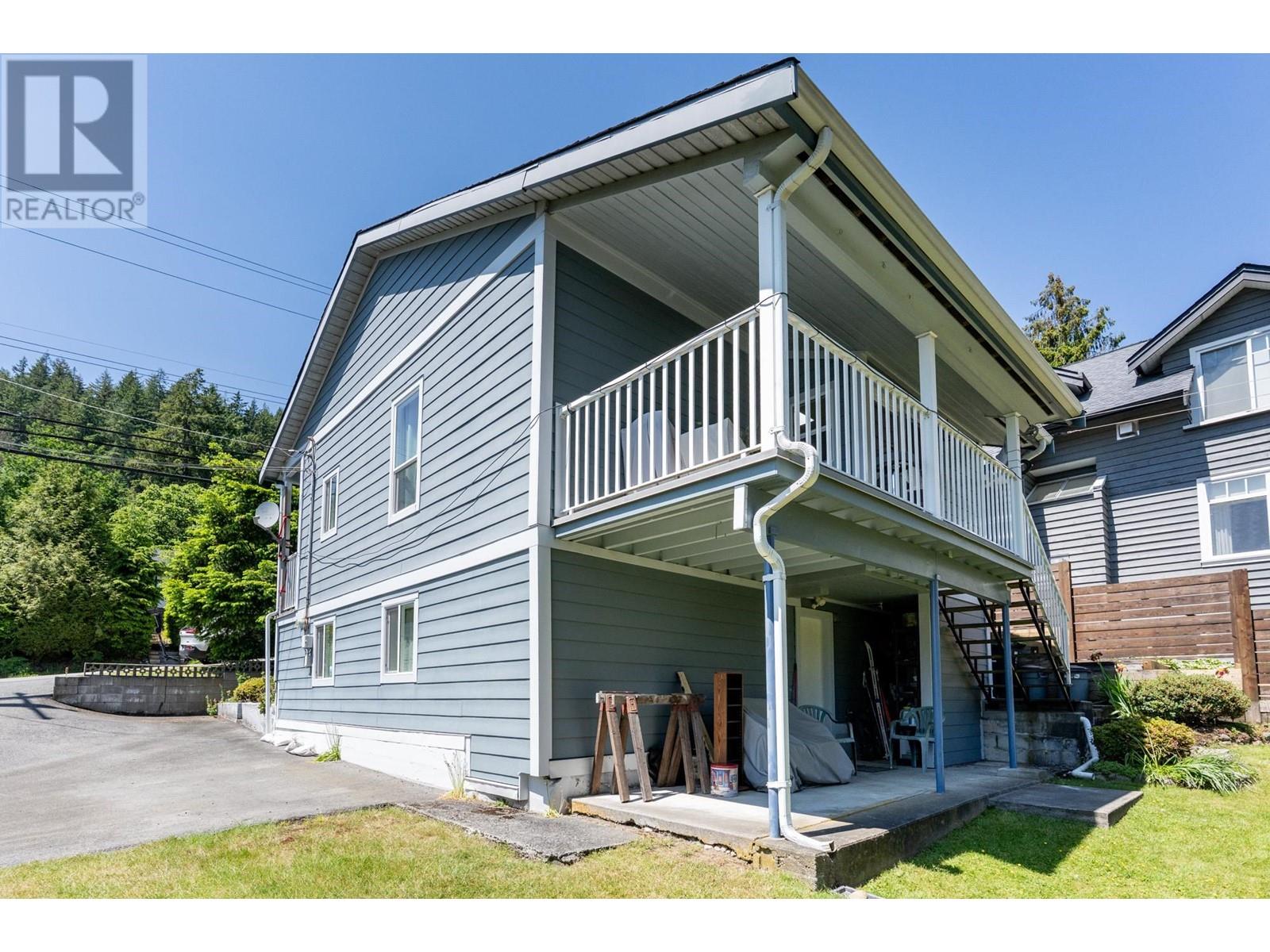 4370 Mountain Highway, North Vancouver, British Columbia  V7K 2K2 - Photo 8 - R3010889
