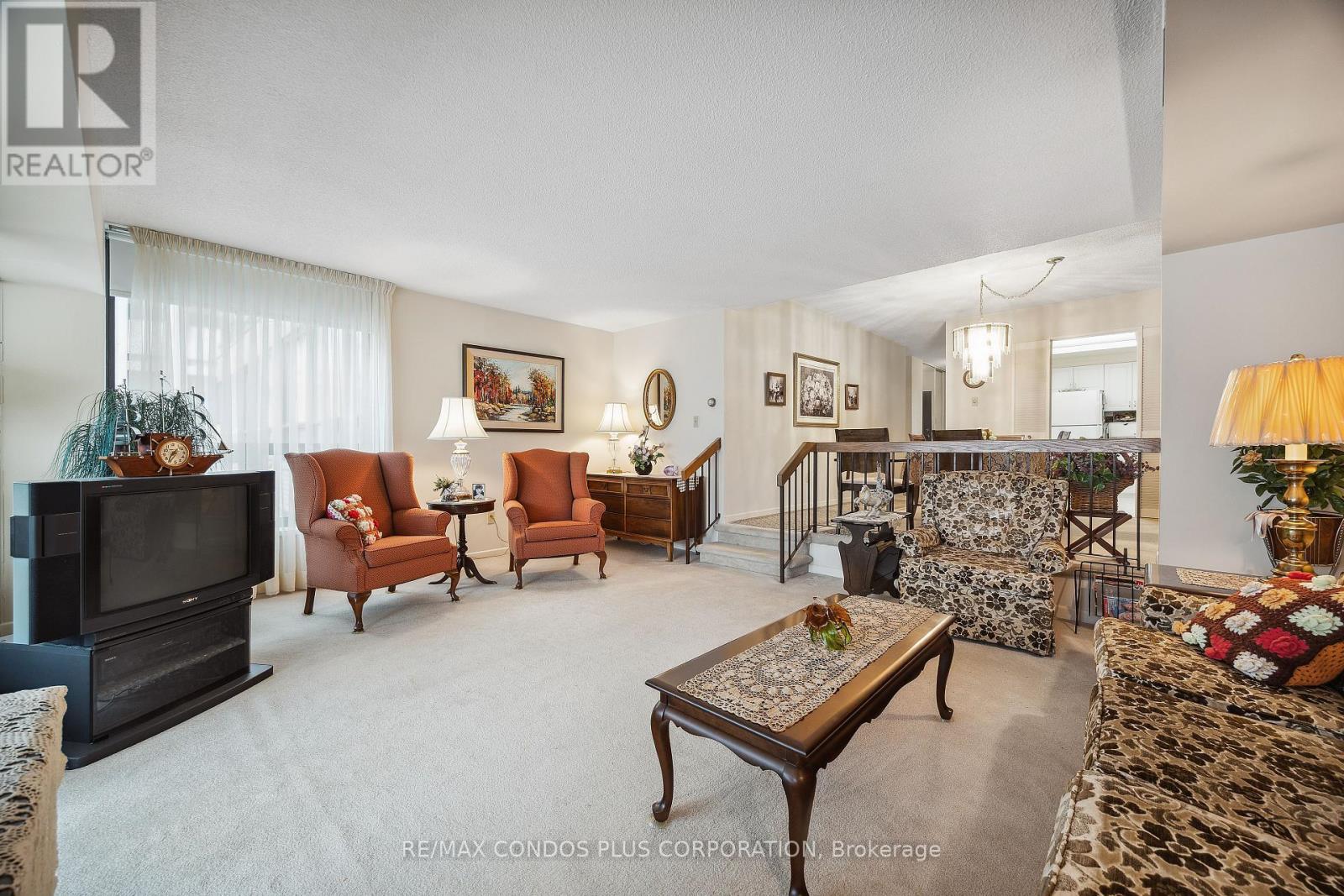 902 - 62 Wellesley Street W, Toronto, Ontario  M5S 2X3 - Photo 4 - C12207258