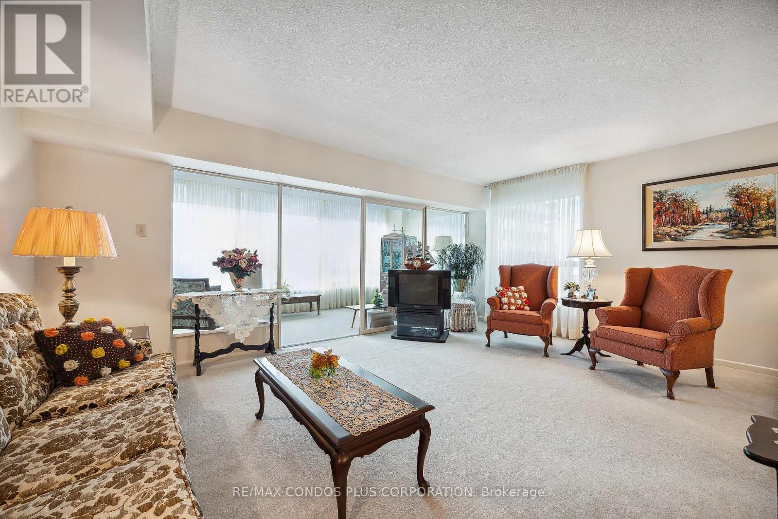 902 - 62 Wellesley Street W, Toronto, Ontario  M5S 2X3 - Photo 5 - C12207258