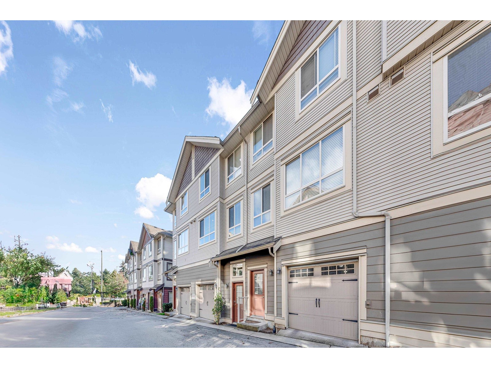 37 19560 68 Avenue, Surrey, British Columbia  V4N 5Y5 - Photo 3 - R3012788