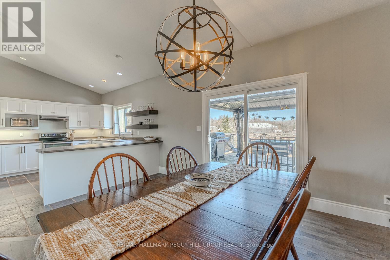 3705 County Road 124, Clearview, Ontario  L0M 1P0 - Photo 7 - S12087051