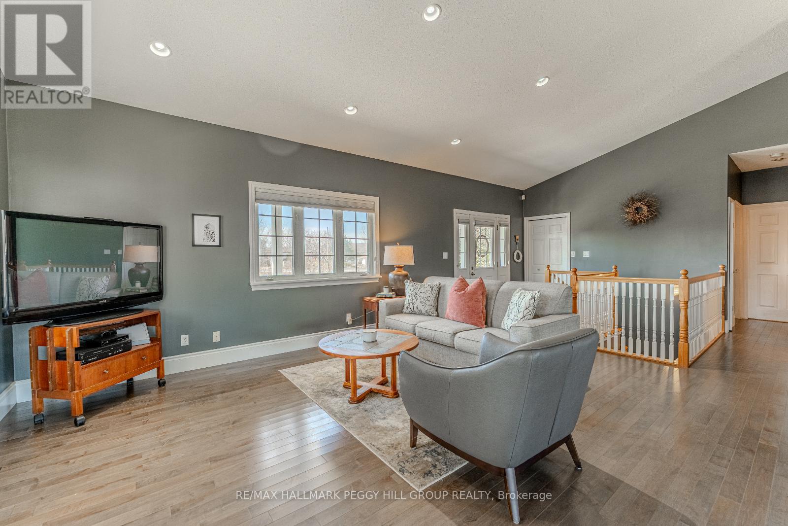 3705 County Road 124, Clearview, Ontario  L0M 1P0 - Photo 9 - S12087051