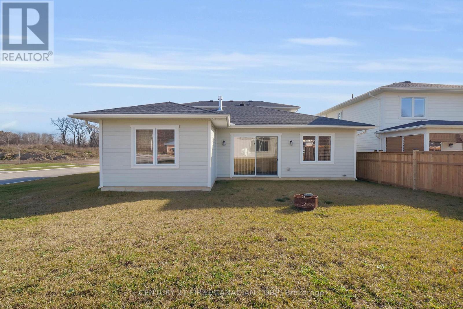 403 Breakwater Boulevard, Central Elgin, Ontario  N5L 0B5 - Photo 29 - X12173868