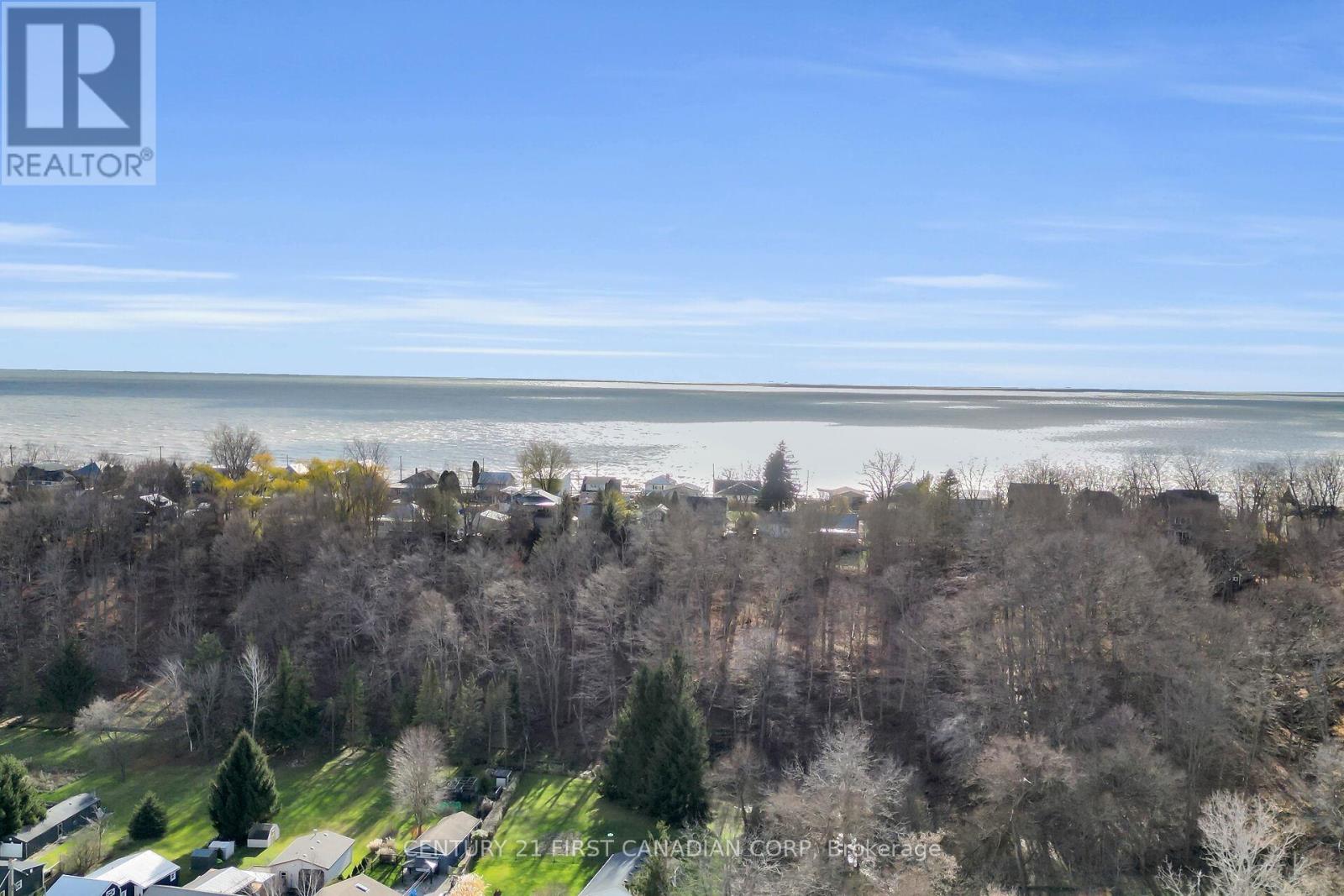403 Breakwater Boulevard, Central Elgin, Ontario  N5L 0B5 - Photo 5 - X12173868