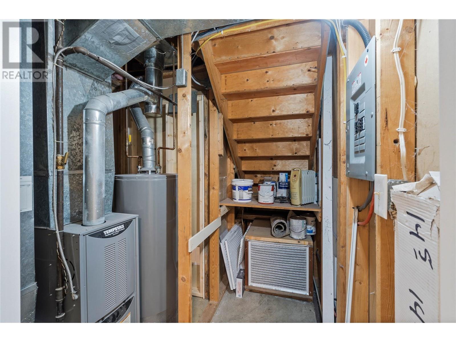 416 Waddington Drive, Kamloops, British Columbia  V2E 1M5 - Photo 26 - 10351440