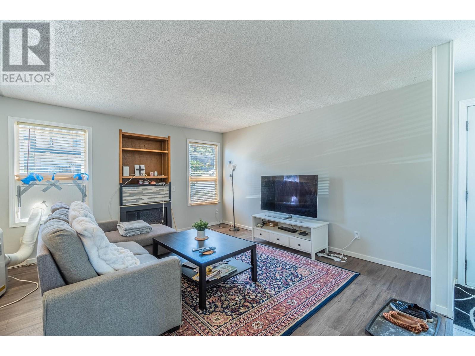 416 Waddington Drive, Kamloops, British Columbia  V2E 1M5 - Photo 7 - 10351440