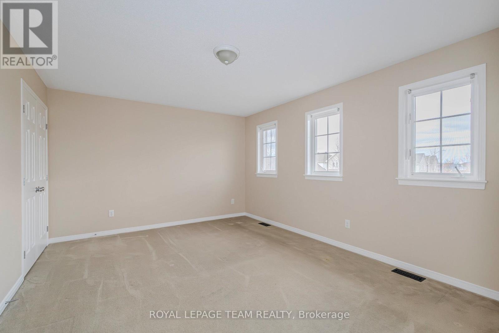 474 West Ridge Drive, Ottawa, Ontario  K2S 0L1 - Photo 25 - X12073511