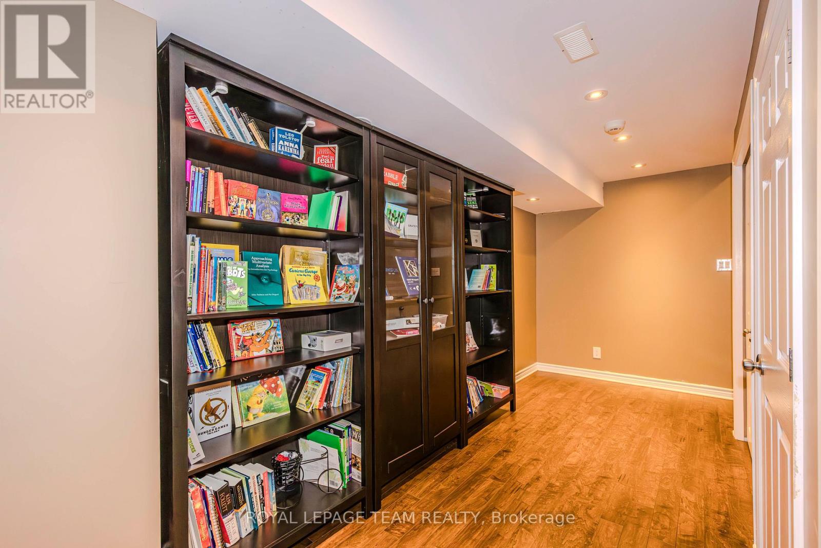 474 West Ridge Drive, Ottawa, Ontario  K2S 0L1 - Photo 27 - X12073511