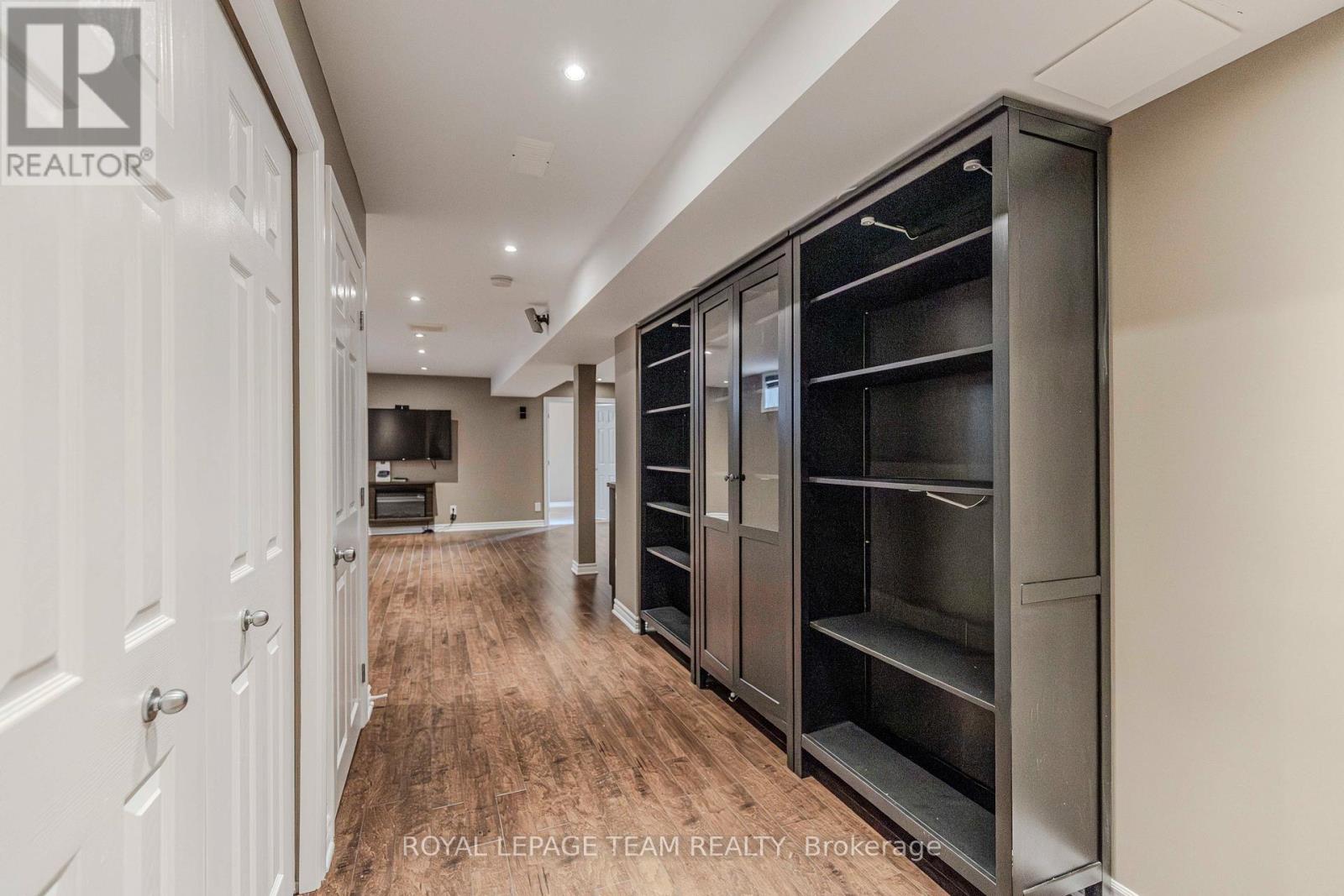 474 West Ridge Drive, Ottawa, Ontario  K2S 0L1 - Photo 28 - X12073511