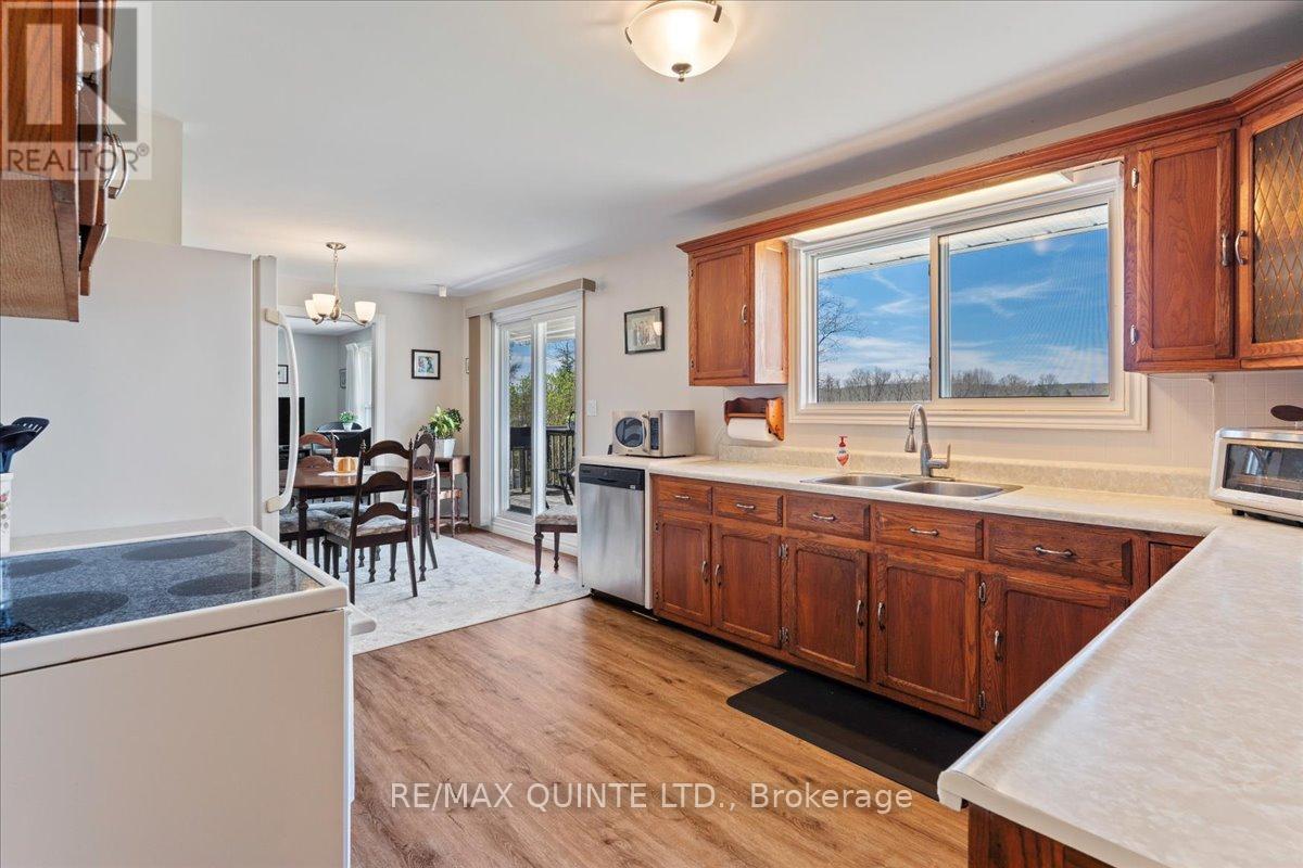 321 Rosebush Road, Quinte West, Ontario  K0K 3E0 - Photo 10 - X12208012