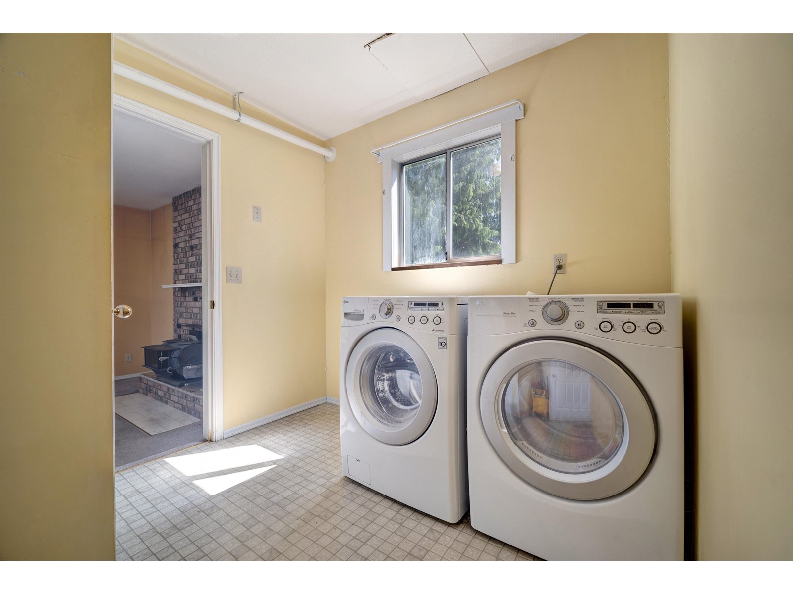16097 10 Avenue, Surrey, British Columbia  V4A 1A7 - Photo 12 - R3008130