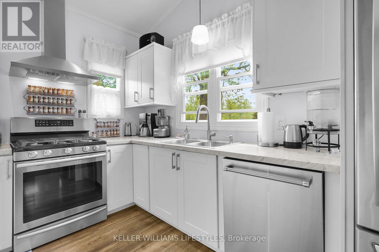 106 - 198 Springbank Drive, London South, Ontario  N6J 1G1 - Photo 11 - X12207966