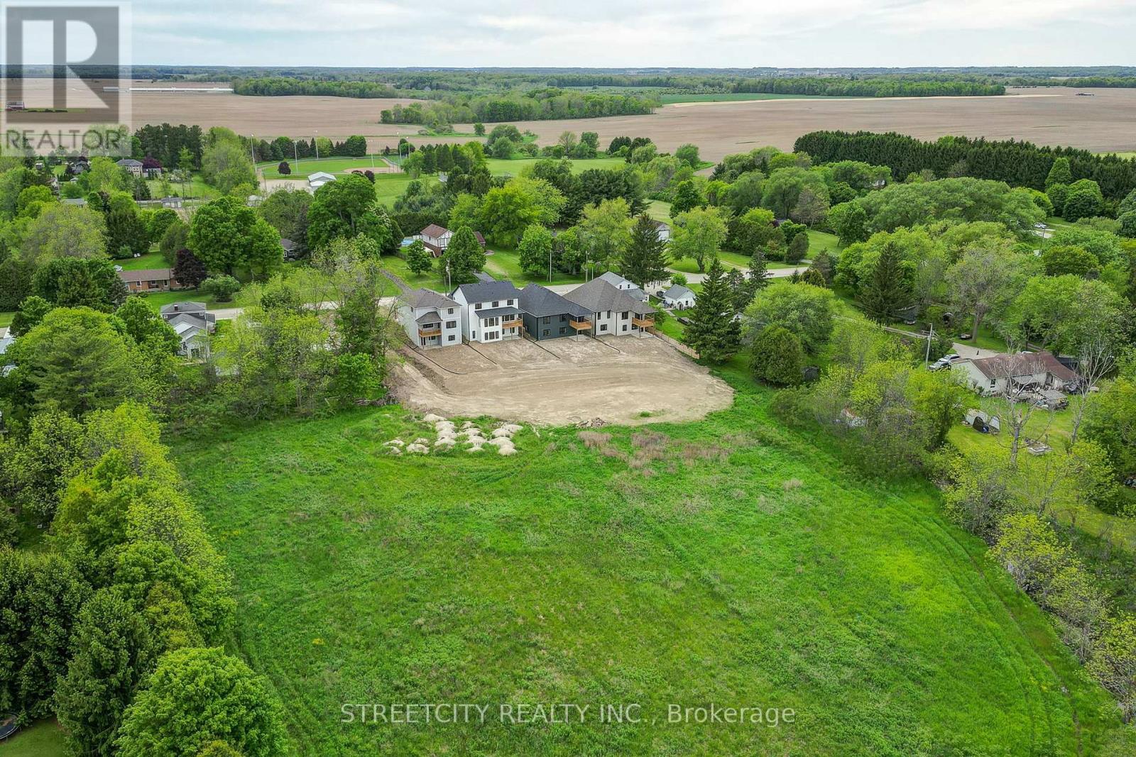 8080 Union Road, Southwold, Ontario  N0L 1K0 - Photo 2 - X12208014