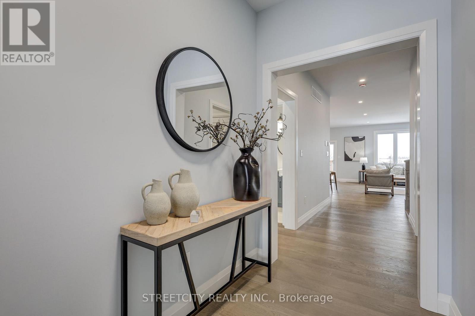 8080 Union Road, Southwold, Ontario  N0L 1K0 - Photo 5 - X12208014