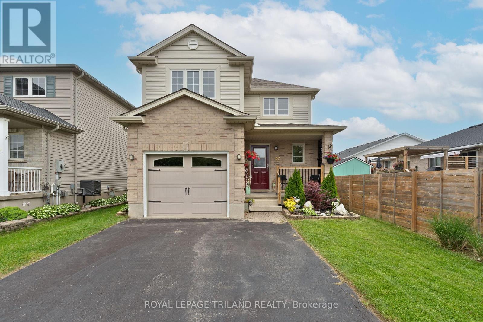 47 CARRIE CRESCENT, St. Thomas, Ontario