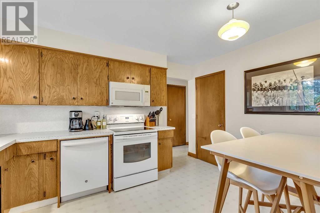 5654 Brenner Crescent Nw, Calgary, Alberta  T2L 1Z4 - Photo 10 - A2228887