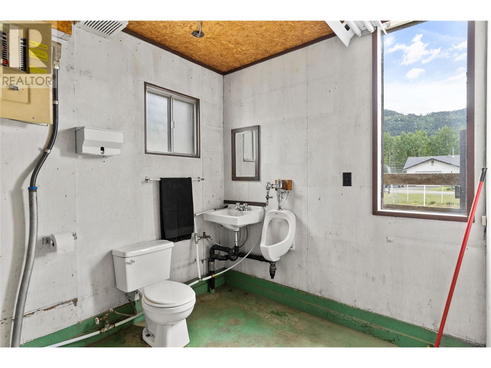 3056 Harmon Road, Clearwater, British Columbia  V0E 3A0 - Photo 44 - 181506