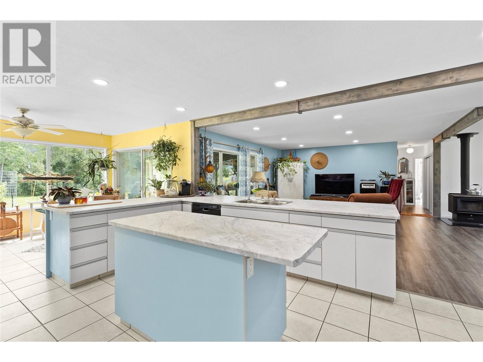 3056 Harmon Road, Clearwater, British Columbia  V0E 3A0 - Photo 8 - 181506
