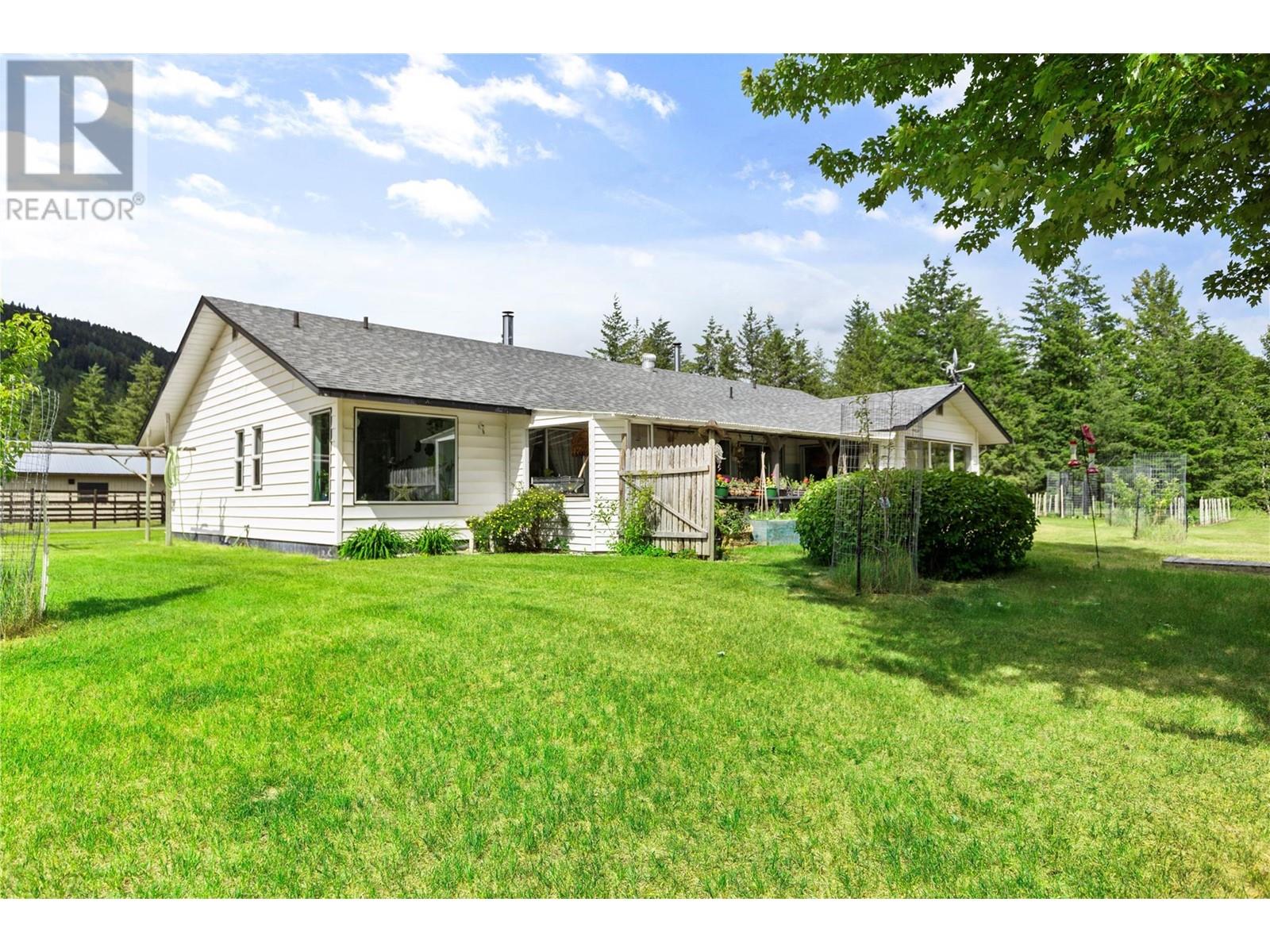 3056 Harmon Road, Clearwater, British Columbia  V0E 3A0 - Photo 47 - 181506