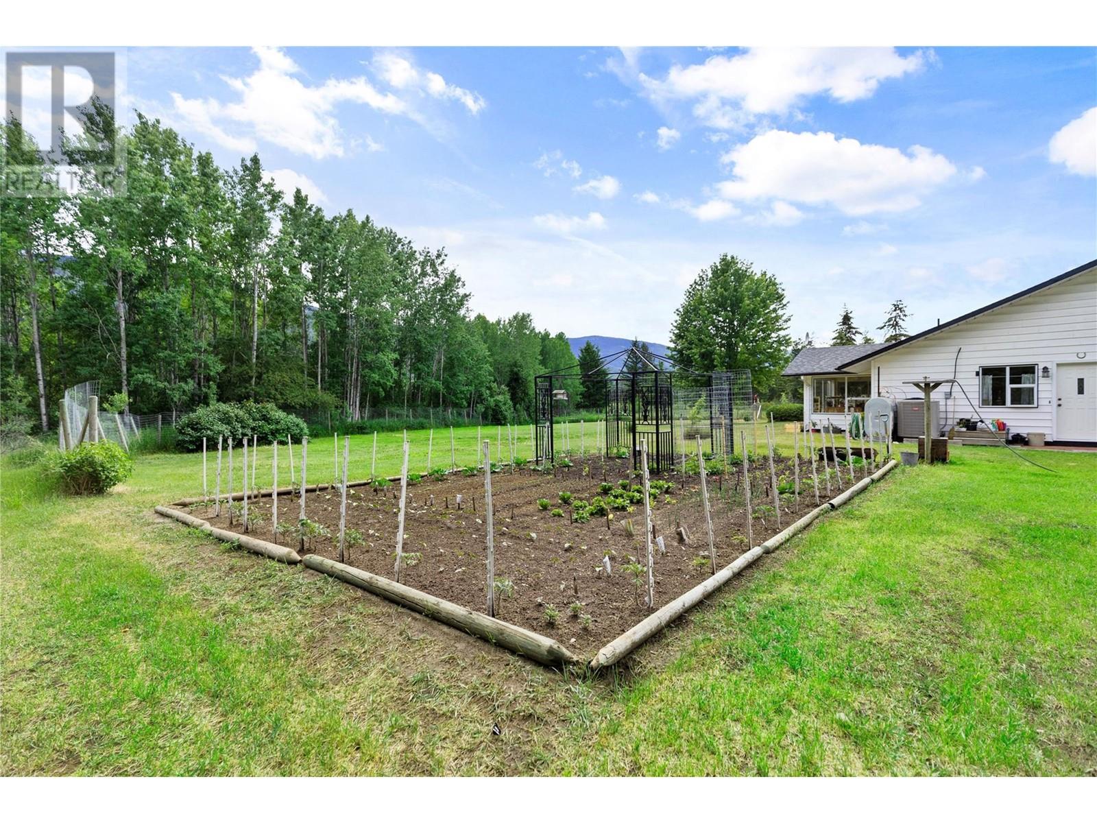 3056 Harmon Road, Clearwater, British Columbia  V0E 3A0 - Photo 49 - 181506