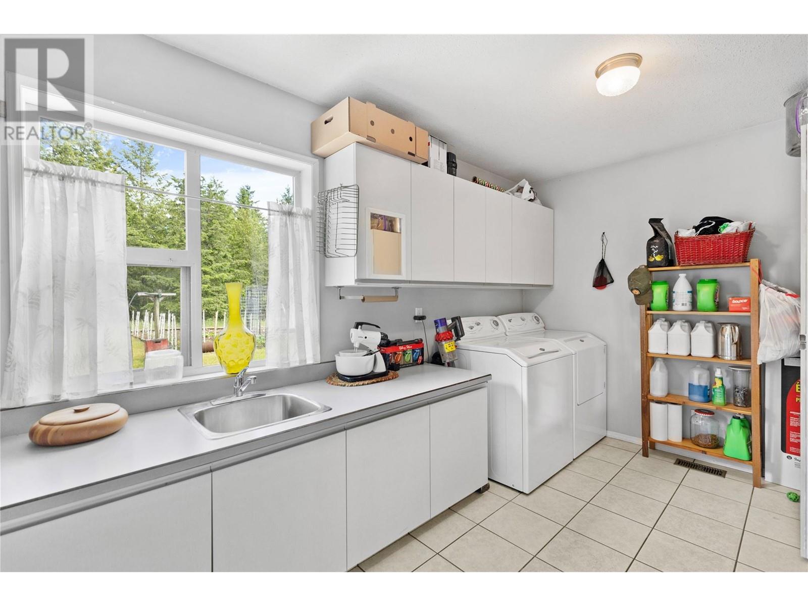 3056 Harmon Road, Clearwater, British Columbia  V0E 3A0 - Photo 16 - 181506