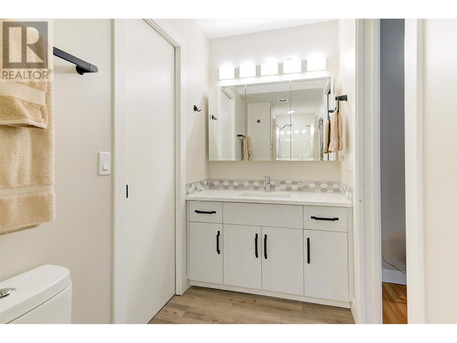 4340b Beach Avenue Unit# 109, Peachland, British Columbia  V0H 1X6 - Photo 29 - 10351249