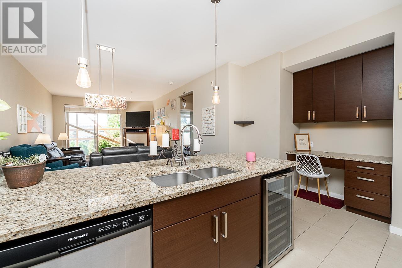 301 288 Hampton Street, New Westminster, British Columbia  V3M 5L9 - Photo 9 - R3010425