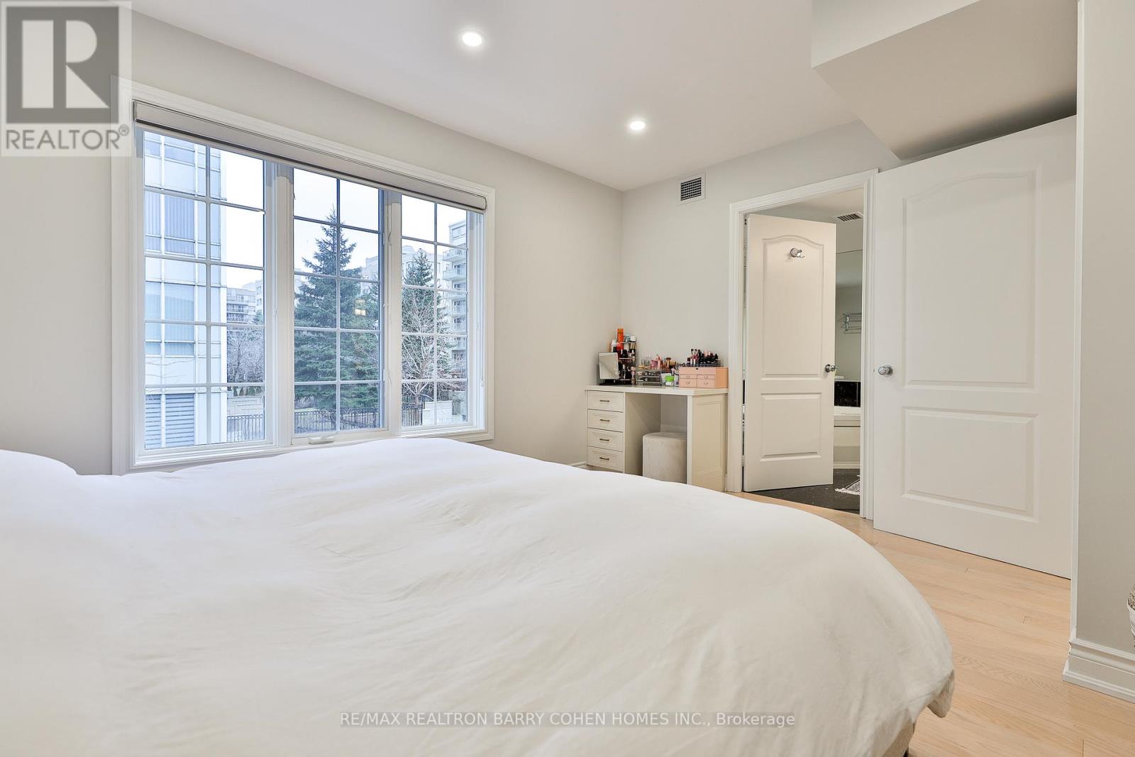 Th 10 - 8 Rean Drive, Toronto (Bayview Village), Ontario  M2K 3B9 - Photo 25 - C12207743