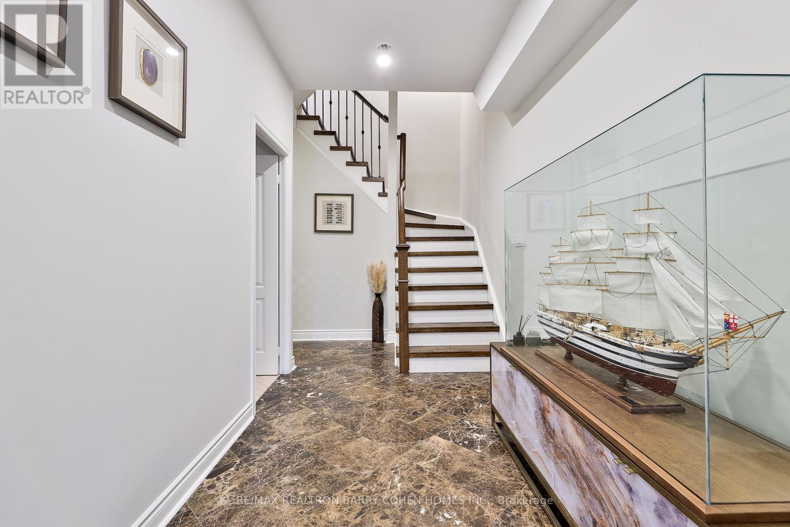 Th 10 - 8 Rean Drive, Toronto, Ontario  M2K 3B9 - Photo 5 - C12207743