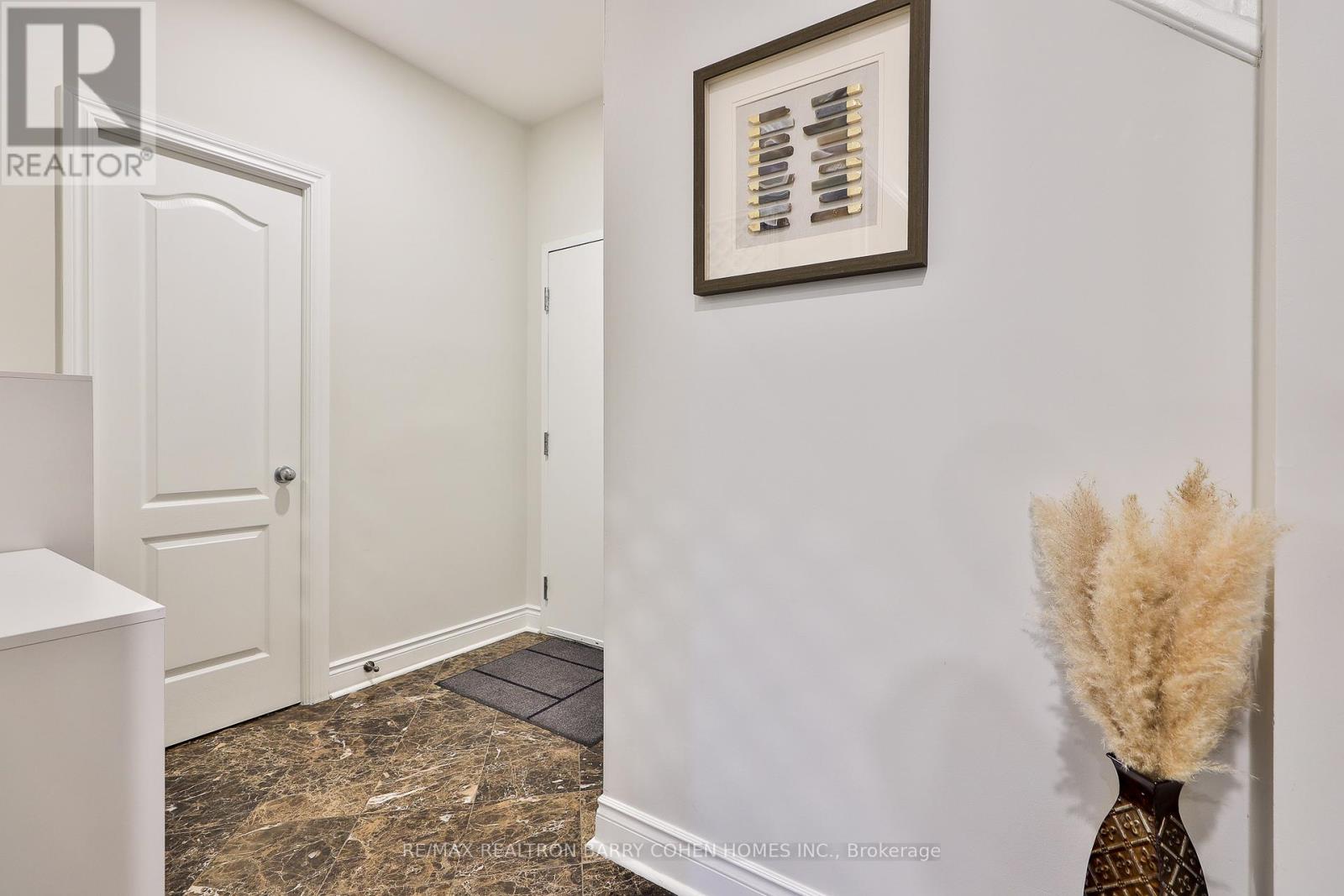 Th 10 - 8 Rean Drive, Toronto (Bayview Village), Ontario  M2K 3B9 - Photo 6 - C12207743
