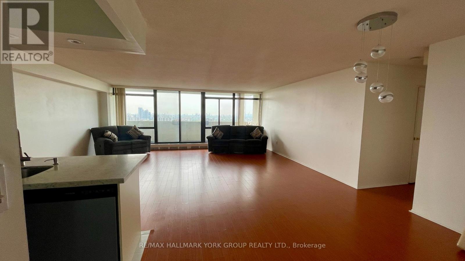 2408 - 3300 Don Mills Road, Toronto, Ontario  M2J 4X7 - Photo 4 - C12207855