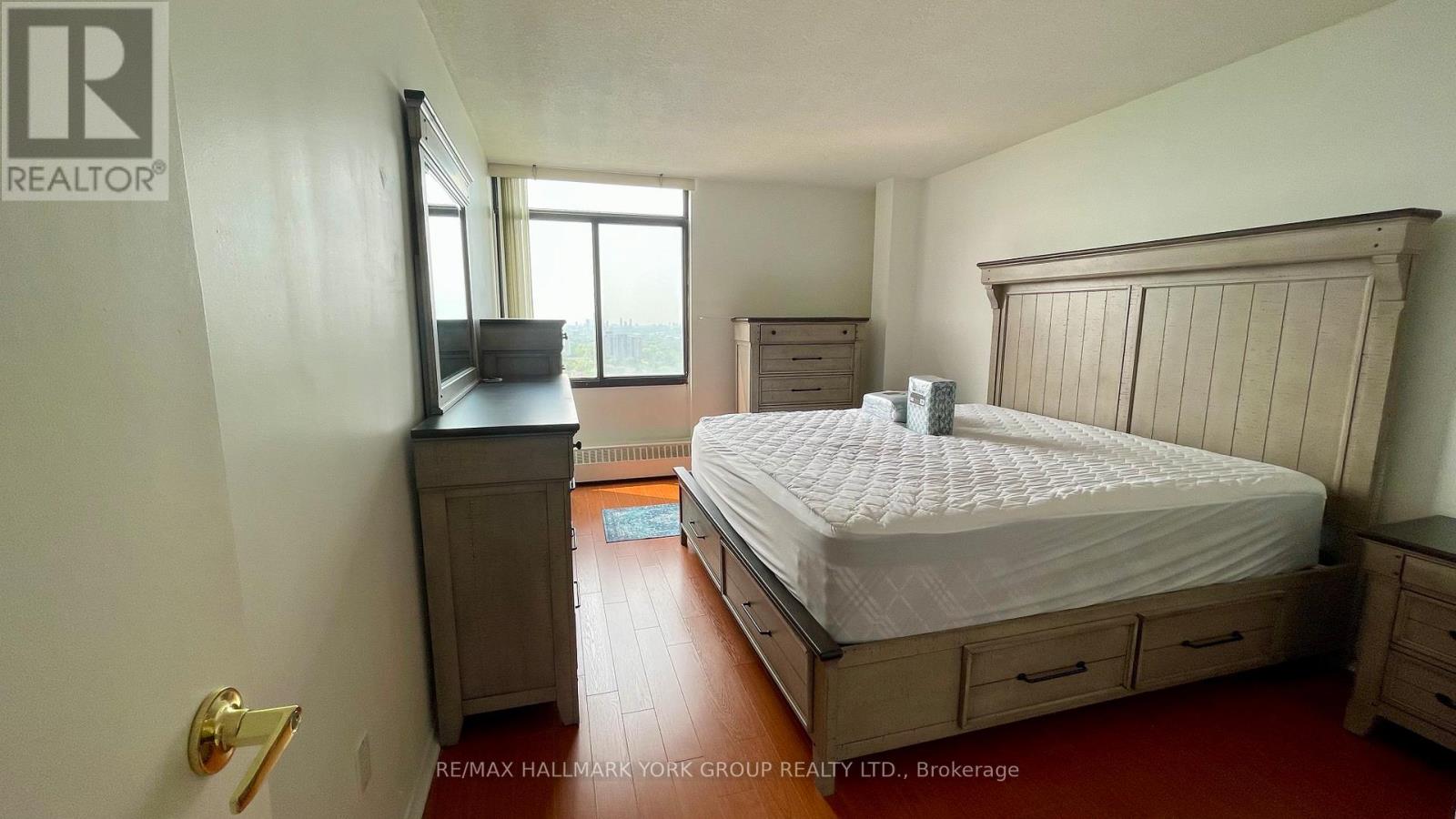 2408 - 3300 Don Mills Road, Toronto, Ontario  M2J 4X7 - Photo 9 - C12207855