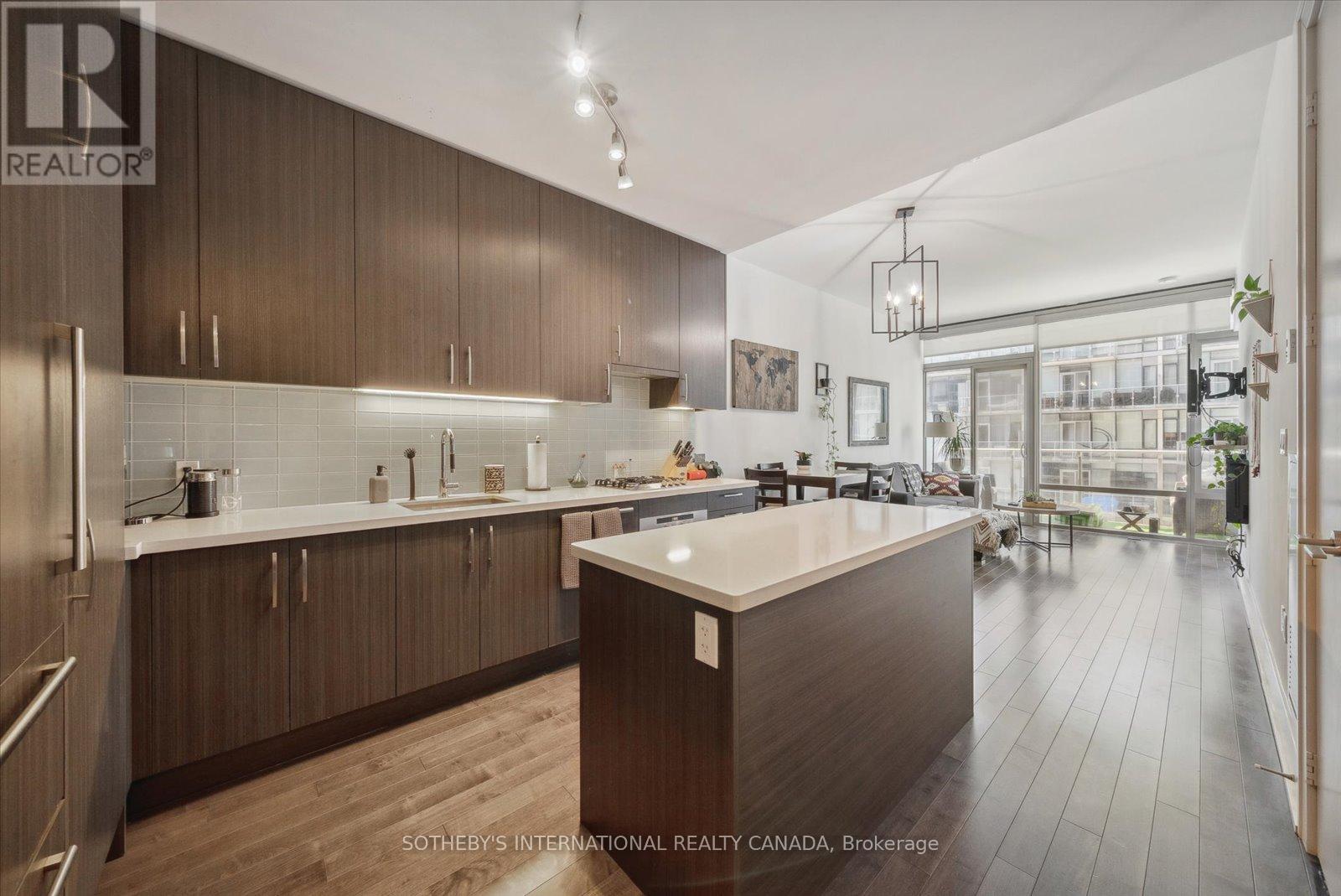 726 - 39 Queens Quay E, Toronto, Ontario  M5A 0A5 - Photo 10 - C12207914