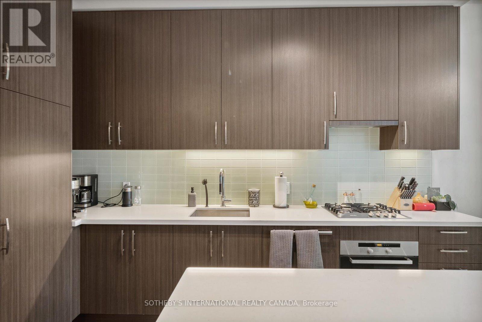 726 - 39 Queens Quay E, Toronto, Ontario  M5A 0A5 - Photo 11 - C12207914