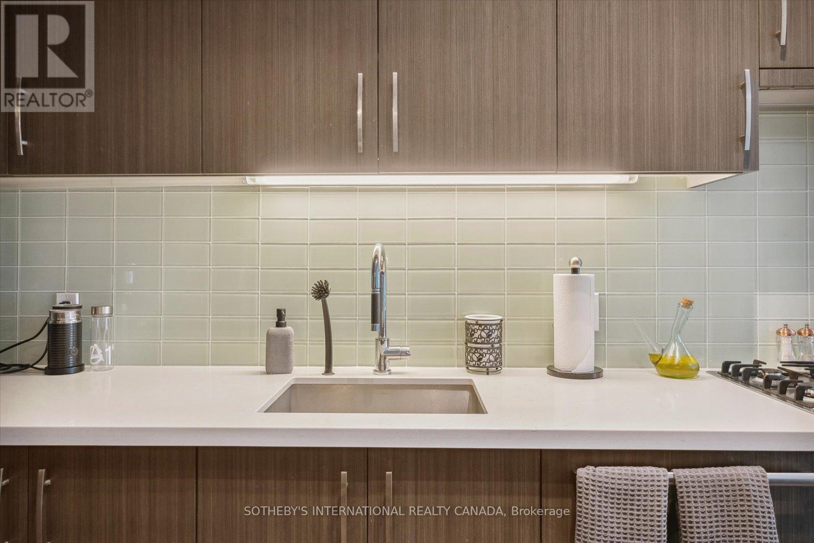 726 - 39 Queens Quay E, Toronto, Ontario  M5A 0A5 - Photo 12 - C12207914