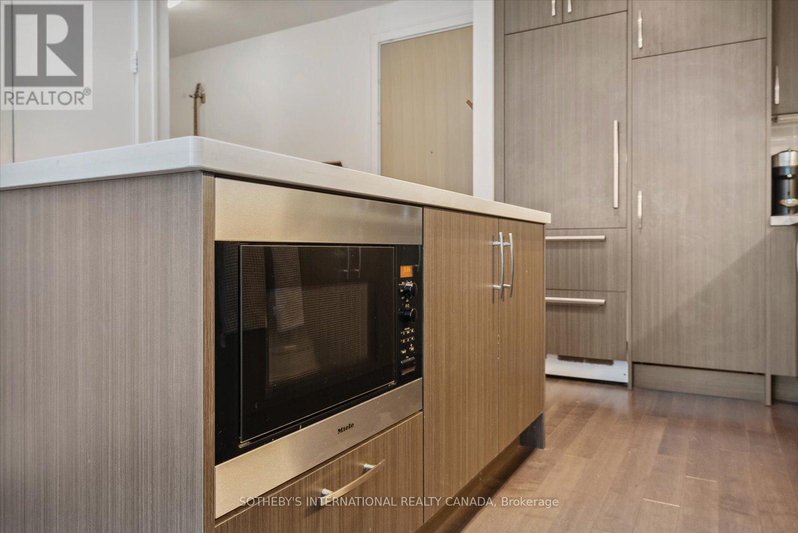 726 - 39 Queens Quay E, Toronto, Ontario  M5A 0A5 - Photo 15 - C12207914