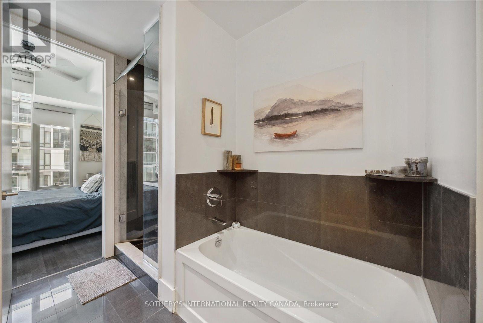 726 - 39 Queens Quay E, Toronto, Ontario  M5A 0A5 - Photo 29 - C12207914