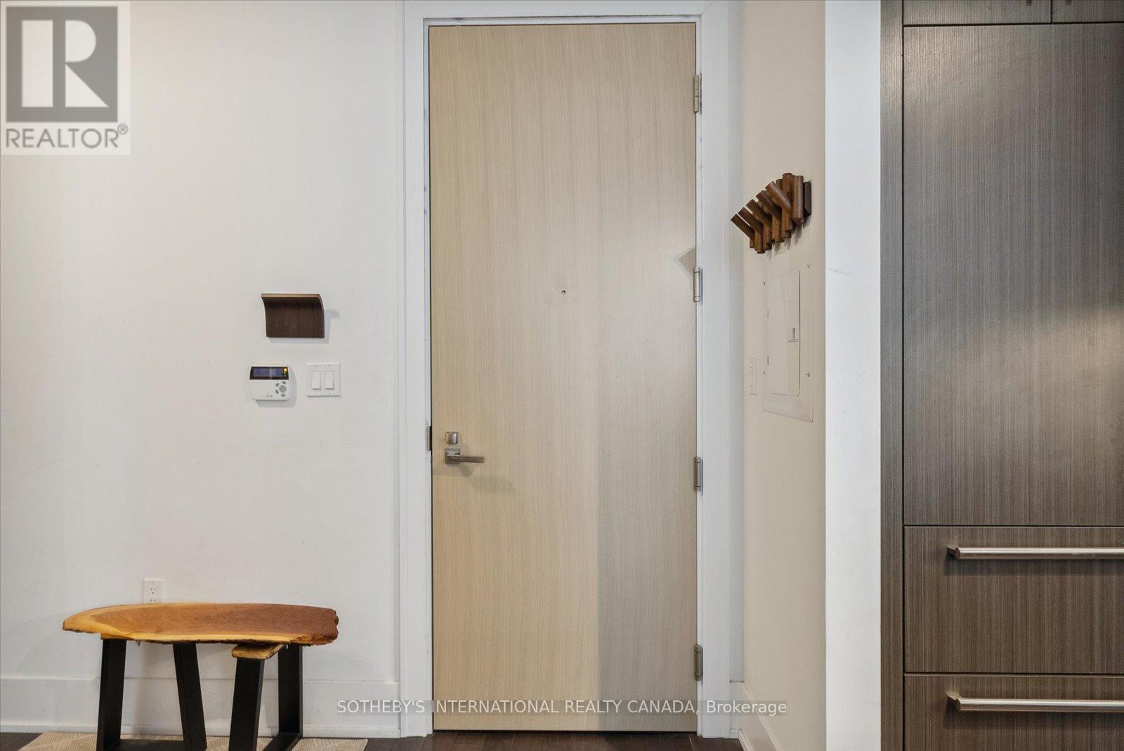 726 - 39 Queens Quay E, Toronto, Ontario  M5A 0A5 - Photo 8 - C12207914