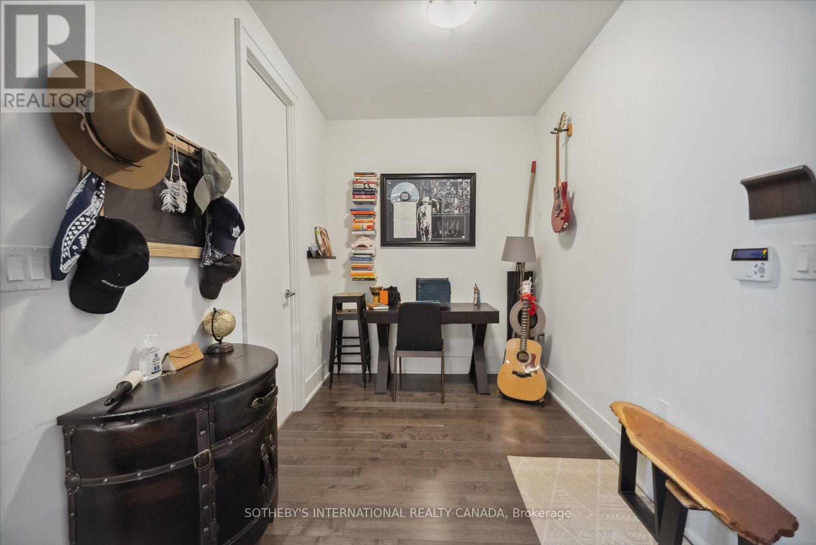 726 - 39 Queens Quay E, Toronto, Ontario  M5A 0A5 - Photo 9 - C12207914
